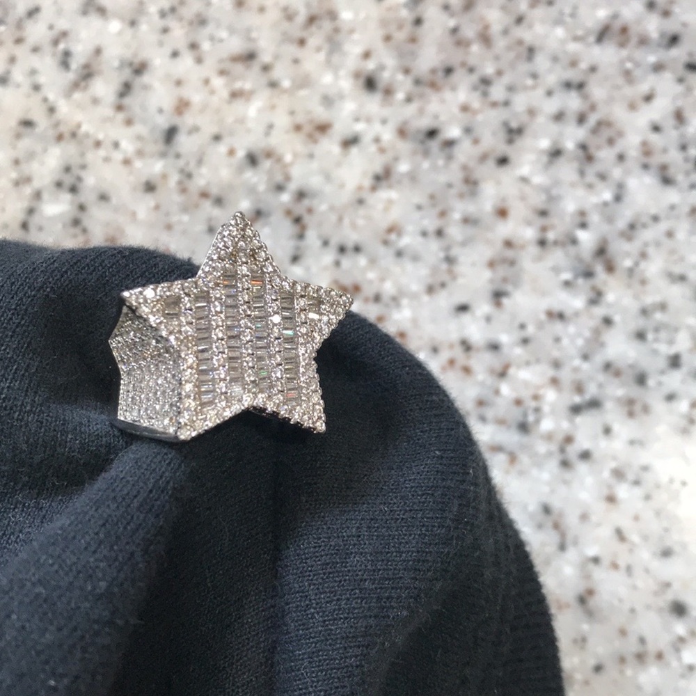 Iced Out Star Ring - image 1